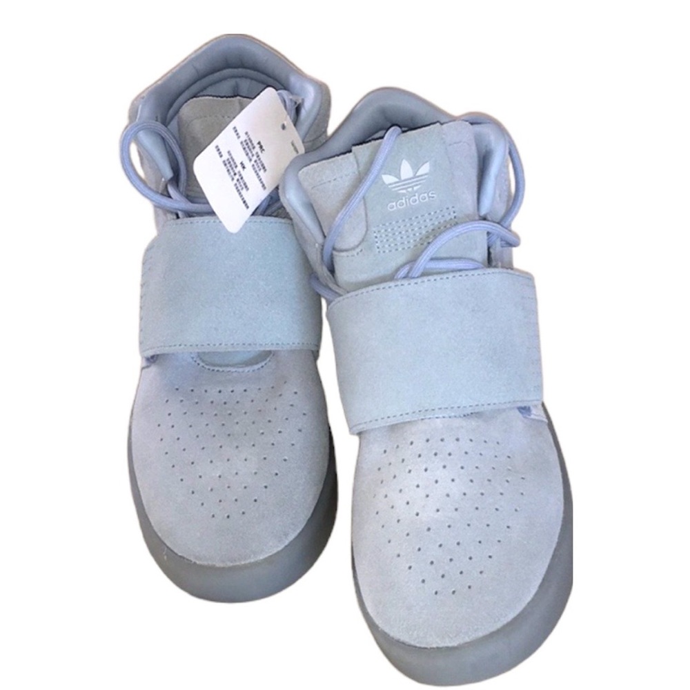 Adidas Unisex high tops 👟